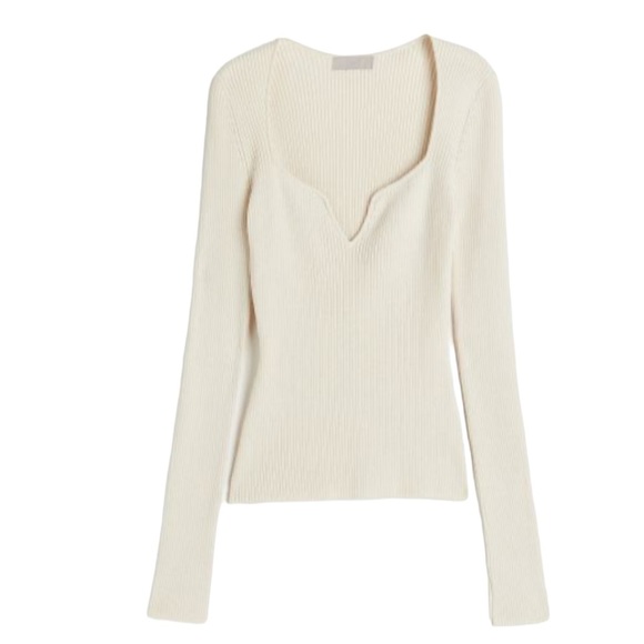 H&M Sweetheart Neck Line V Plunge Color: Cream Long Split Sleeve Sweater Size S… - Picture 3 of 10